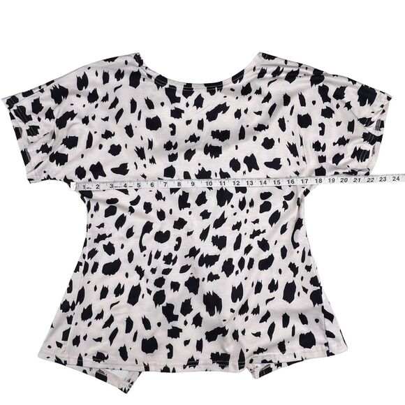 Womens Top S-2X Boutique Keyhole Back Twist Knot Tee Leopard Print Boho Blouse - Picture 3 of 16